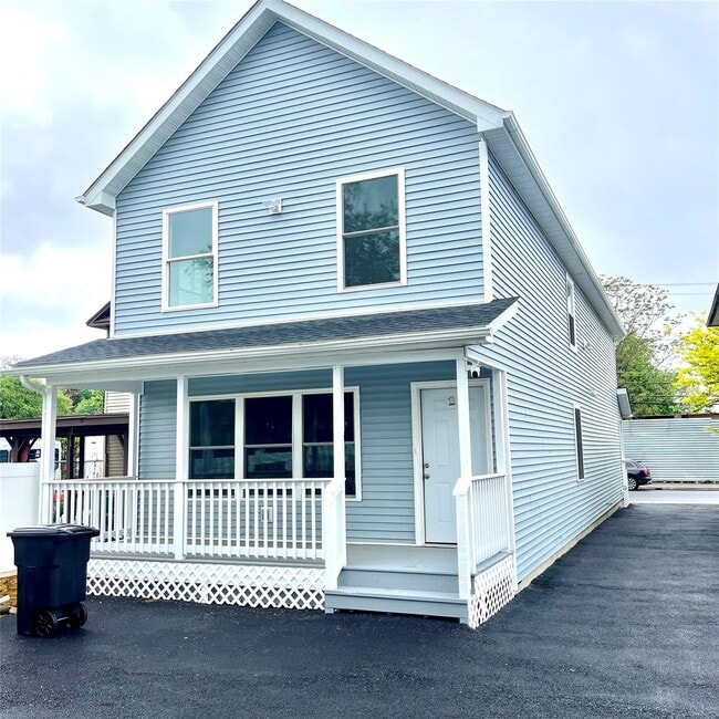 286 S William St in Newburgh, NY - Building Photo - Building Photo
