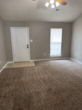 5505 Bradley Dr in Southaven, MS - Building Photo - Building Photo