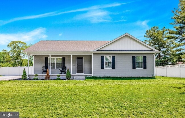 property at 631 W Mt Vernon St