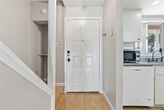 4003 Cypress Willow Ct in Tampa, FL - Building Photo - Building Photo