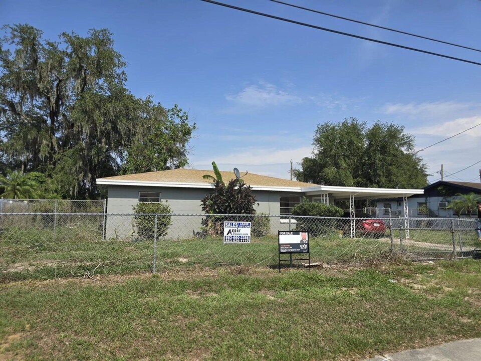 1060 W Tee Cir in Bartow, FL - Building Photo