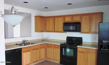 17020 W Marshall Ln in Surprise, AZ - Building Photo - Building Photo