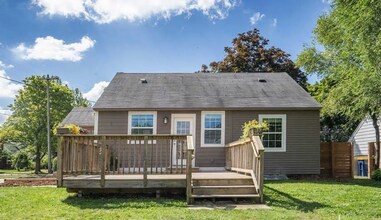 2163 Englewood Dr SE in Grand Rapids, MI - Building Photo - Building Photo