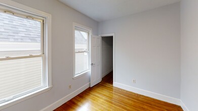 11 Partridge Ave, Unit 3-bed SOMER in Somerville, MA - Building Photo - Building Photo