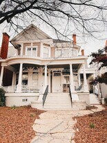 1061 High St in Macon, GA - Building Photo