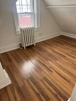 334 Midland Ave in Saddle Brook, NJ - Building Photo