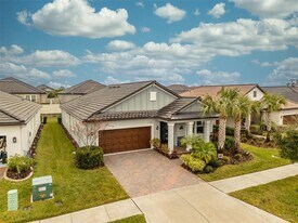31565 Cannon Rush Dr in San Antonio, FL - Building Photo