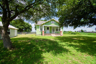 2600 Phillipsburg Church Rd in Chappell Hill, TX - Building Photo - Building Photo