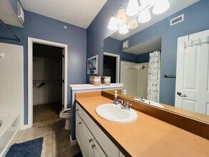2050 Alta Meadows Ln in Delray Beach, FL - Building Photo - Building Photo