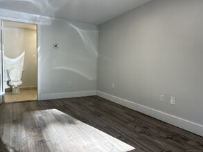 37 Bayne St in Norwalk, CT - Foto de edificio - Building Photo