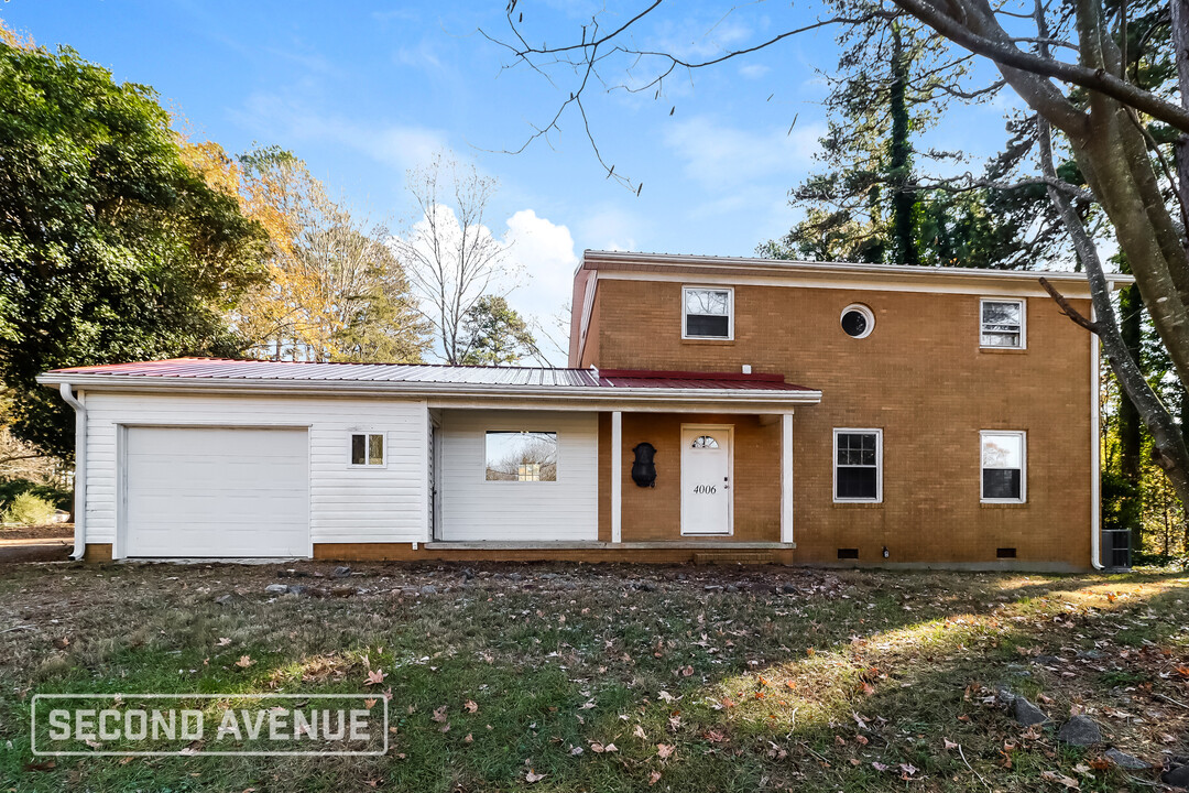 4006 Amsbury Dr in Concord, NC - Foto de edificio