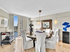 3301 NE 183rd St in Aventura, FL - Building Photo - Building Photo