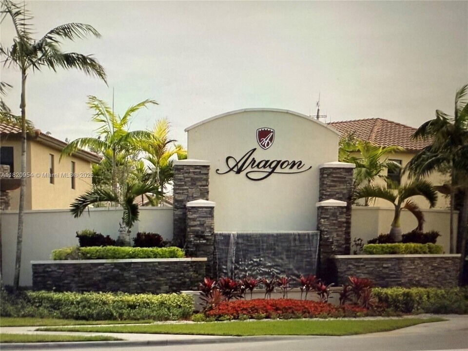 3328 W 91st Terrace in Hialeah, FL - Building Photo