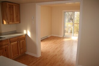 241 Carillon St in Ottawa, ON - Building Photo - Building Photo