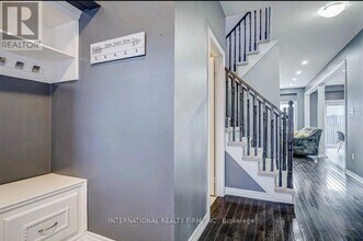 40 Forrester Dr in Clarington, ON - Building Photo - Building Photo