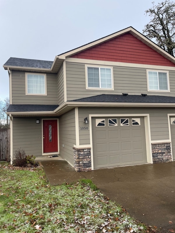 property at 1050 SE Miller Ave