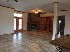 4101 Drawbridge Ln in Norman, OK - Building Photo - Building Photo