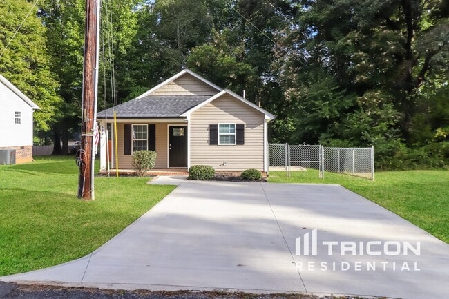 property at 524 Westside Cir