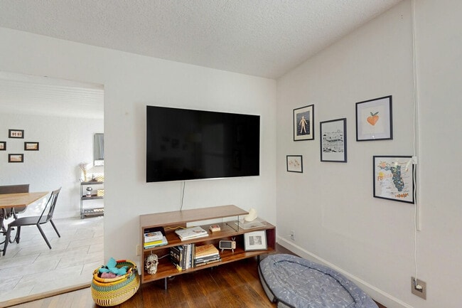 2501 Weber St in Orlando, FL - Building Photo - Building Photo