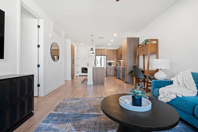 15825 N 71st St in Scottsdale, AZ - Building Photo - Building Photo