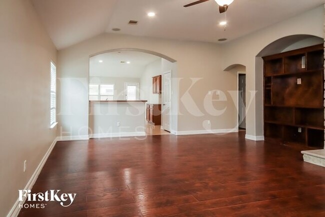 5018 Creekbridge Ct in Spring, TX - Building Photo - Building Photo