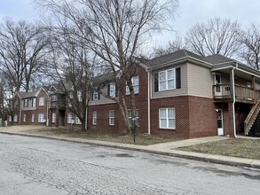 Harris Park Apartments in Louisville, KY - Building Photo - Building Photo