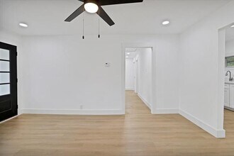 1520 Valley View St in Mesquite, TX - Building Photo - Building Photo