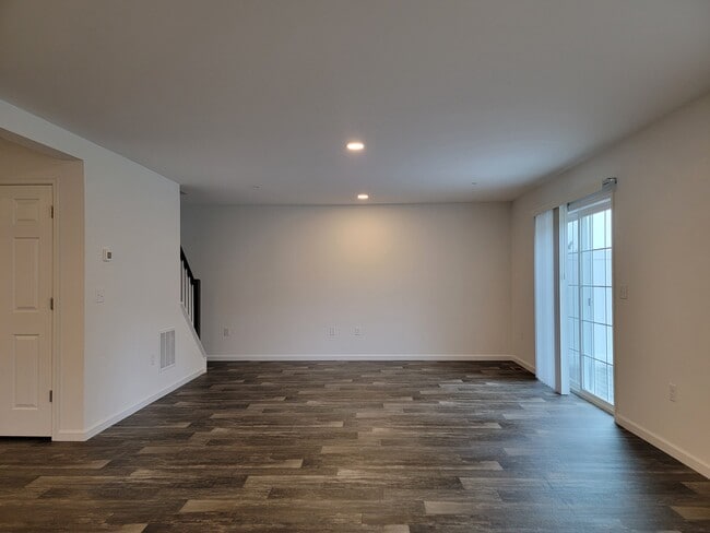 146 Robert Cir in Lebanon, PA - Foto de edificio - Building Photo