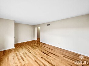 9080 Hadley Pl in San Diego, CA - Foto de edificio - Building Photo
