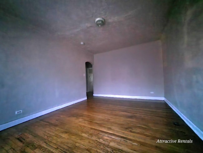 8 N Long Ave in Chicago, IL - Building Photo - Building Photo