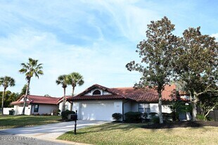 4632 Corrientes Cir N in Jacksonville, FL - Building Photo