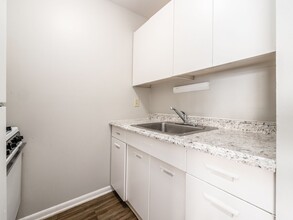 Star King Apartments in Columbus, OH - Building Photo - Building Photo