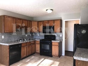 2583 Herndon Rd NW in Lawrenceville, GA - Foto de edificio - Building Photo