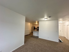 155 E Wisconsin Ave in Oconomowoc, WI - Building Photo - Building Photo