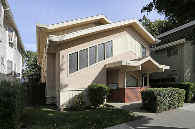 1619 Q St in Sacramento, CA - Building Photo - Building Photo