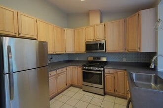 1908 Wagon Wheel Cir E in Tallahassee, FL - Building Photo - Building Photo