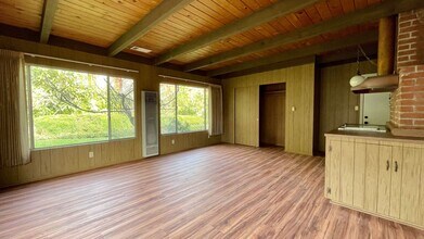 136 Lincoln St in San Luis Obispo, CA - Building Photo - Building Photo