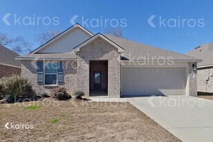 110 Yardley Ct in Lafayette, LA - Building Photo