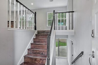 9 Hasting Oak Ct in Spring, TX - Building Photo - Building Photo