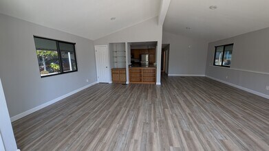 909 Richland Rd in San Marcos, CA - Building Photo - Building Photo