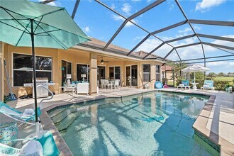 6737 Bent Grass Dr in Naples, FL - Building Photo - Building Photo