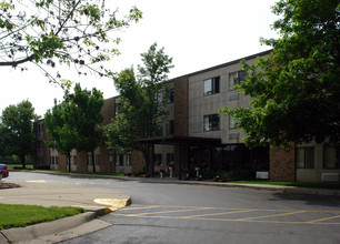 Oblate Residences in Toledo, OH - Building Photo - Building Photo