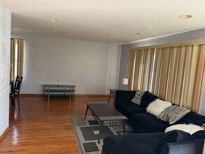 18019 Ravisloe Terrace in Country Club Hills, IL - Building Photo - Building Photo