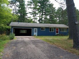 213 Old Wausau Rd in Stevens Point, WI - Building Photo