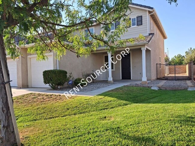 1114 Cambridge Ct in Lancaster, CA - Building Photo - Building Photo