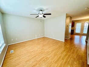 108 Weist Pl in Louisville, KY - Foto de edificio - Building Photo
