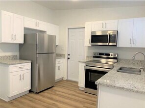 103 Park Dr in Winter Haven, FL - Building Photo - Building Photo