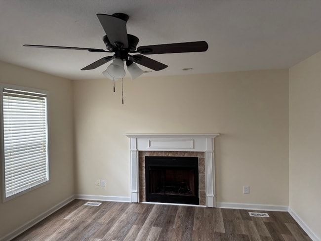 3122 Clydesdale Dr in Clarksville, TN - Building Photo - Building Photo