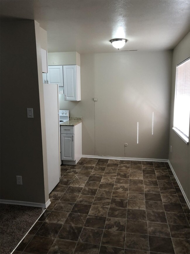 4414 N Chestnut St-Unit -2 in Colorado Springs, CO - Building Photo - Building Photo