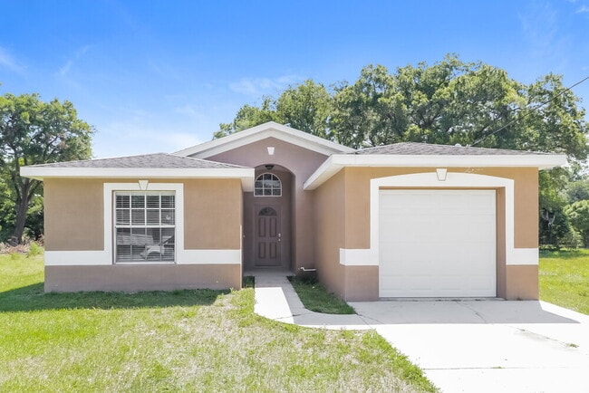property at 3238 Riverdale Dr